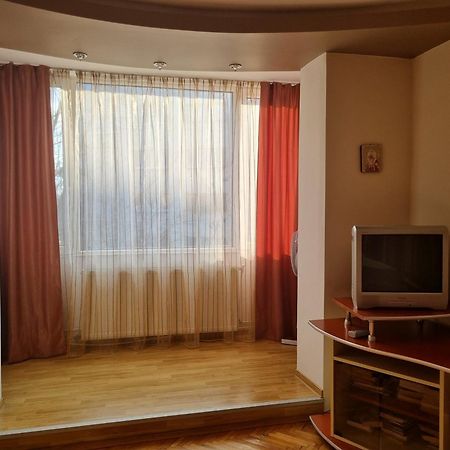 Nice & Relaxing Central Apartment Baia Mare Exterior photo